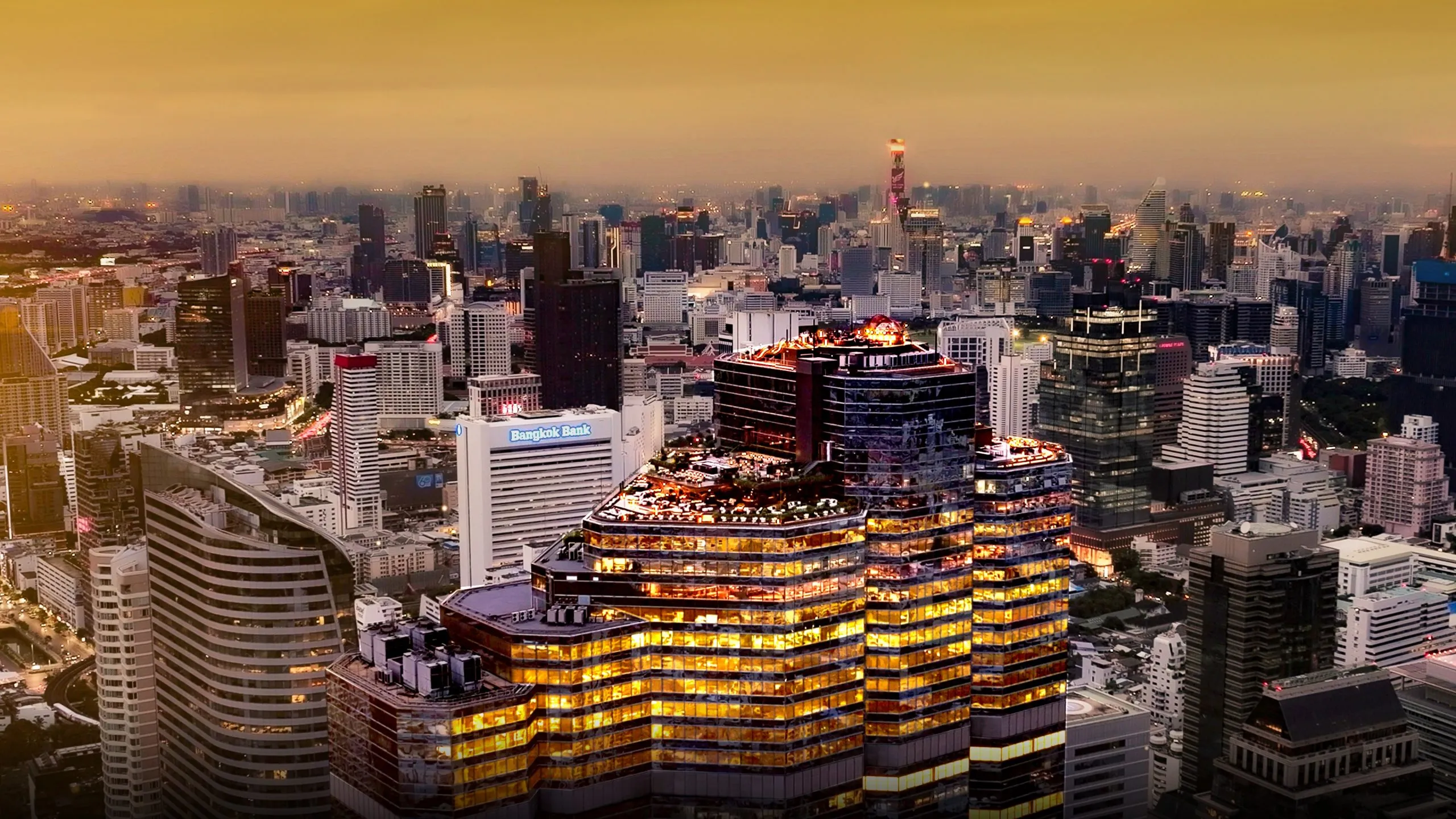 EA-Rooftop-at-The-Empire-Arial