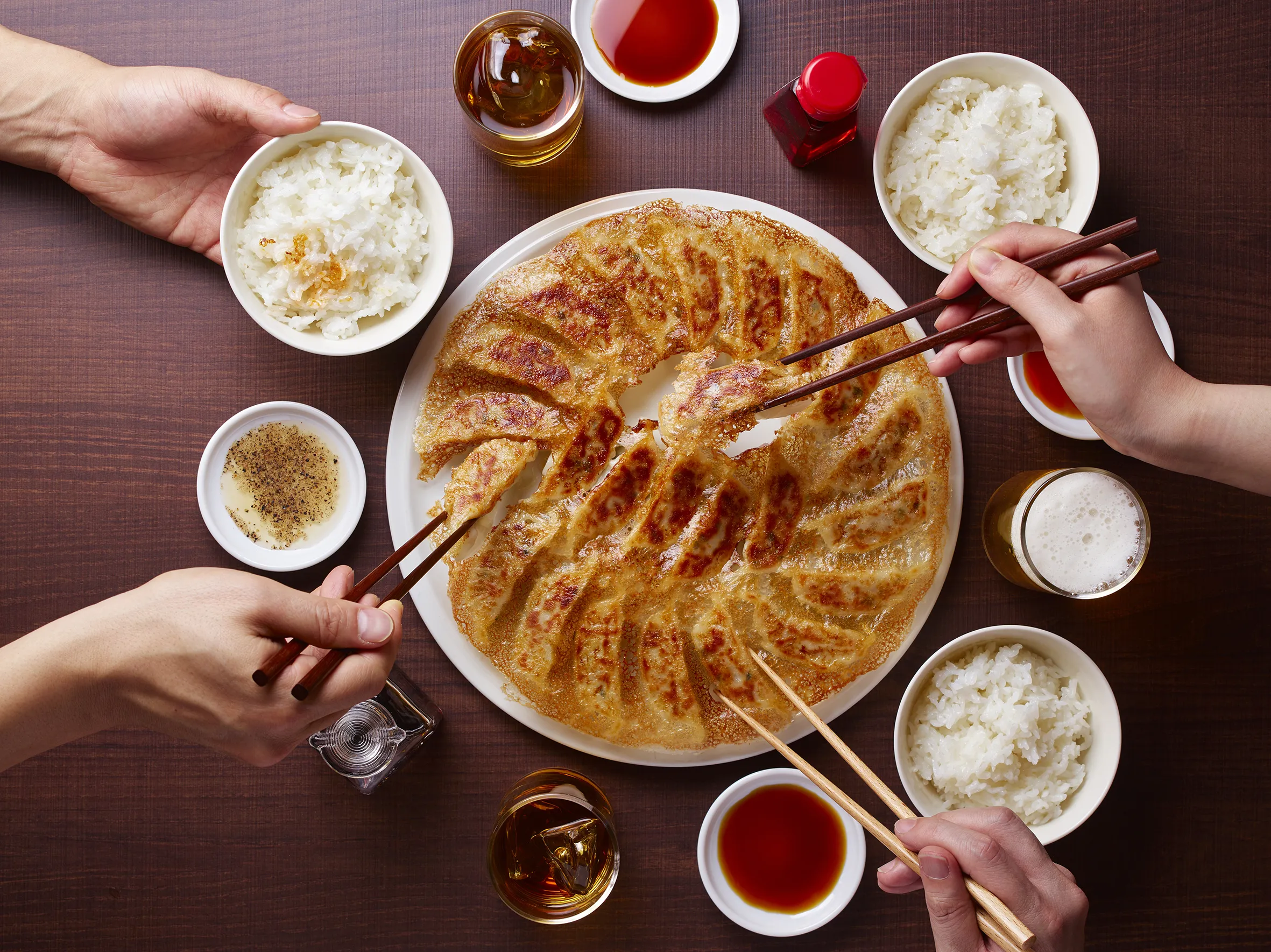 HANE-GYOZA-Pork-dish-photo-with-