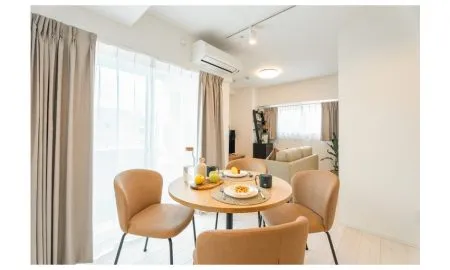 KKRxWeaveLiving Photo