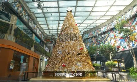 FerreroRochersGoldenChristmasGar