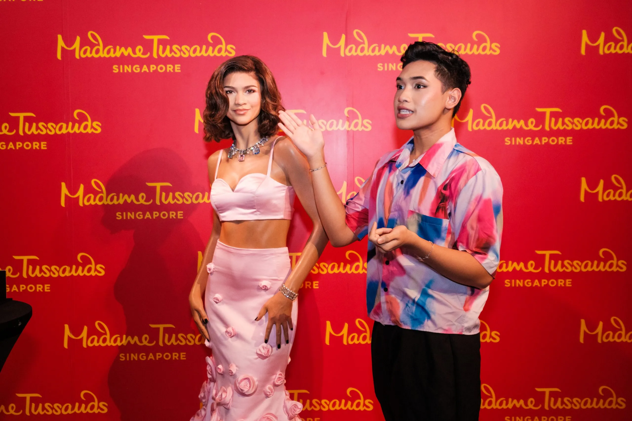 Zendaya-Makeup-Event-Rayyan