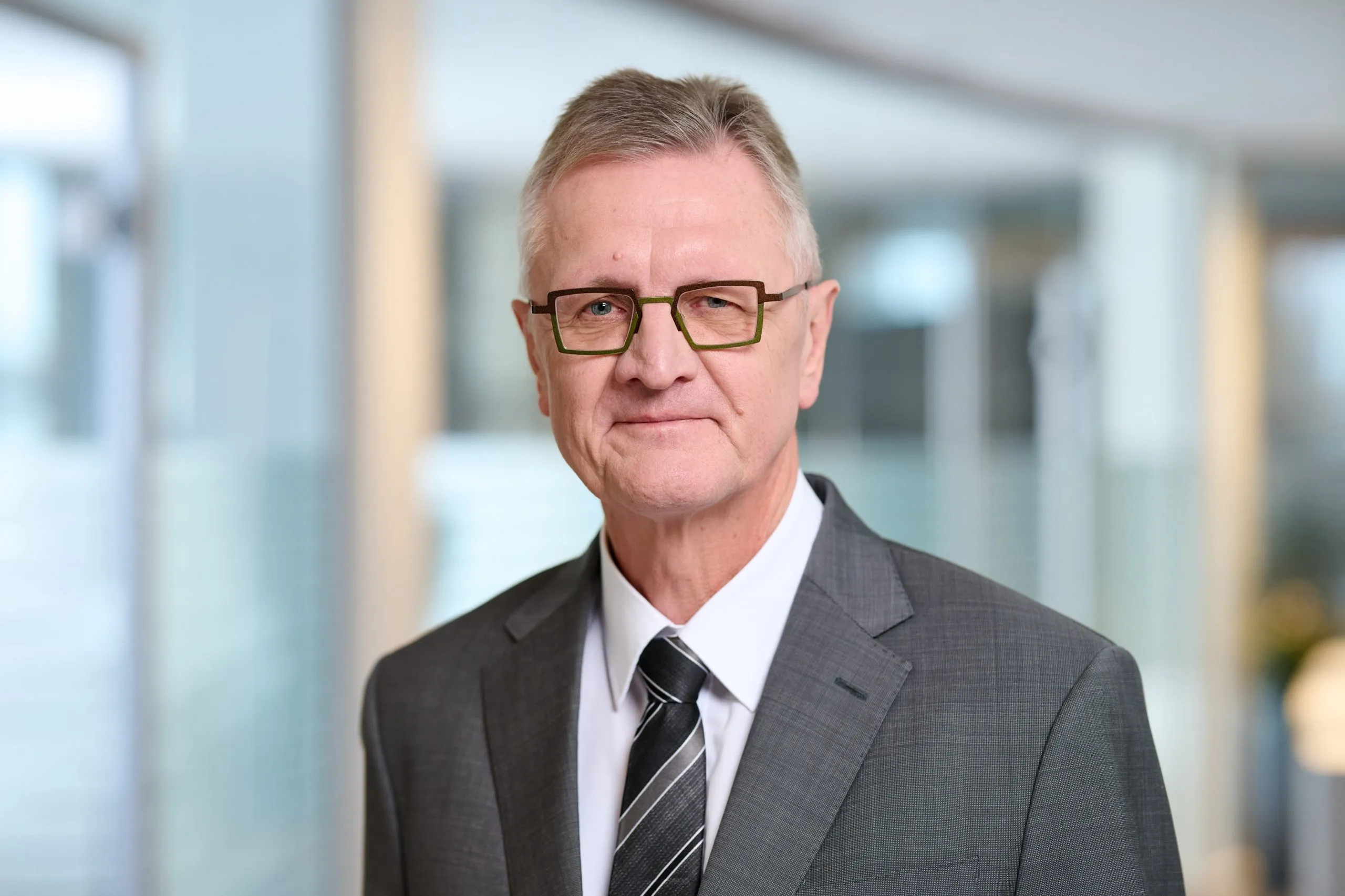 FrankSchaar CEO DeutscheRu Ck Scaled