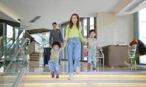 Family Checks In To Dorsett Wanc