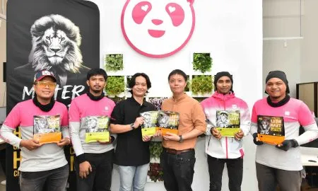 Key Photo Handover Ceremony Of 