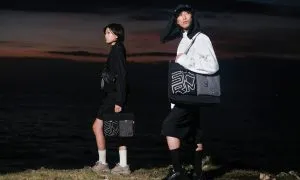TOTE LAPTOP BLACK