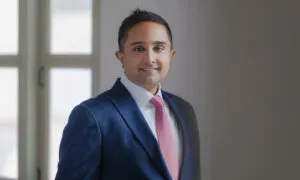 Neelay LinkedIn Photo 1